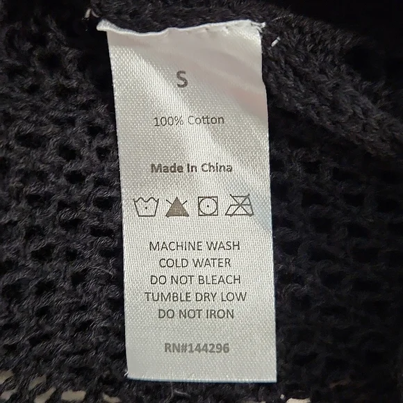 Hula Moon 💯% Cotton Black Oversized Crochet Swim Cover-Up, Size S~NWOT - Picture 7 of 7